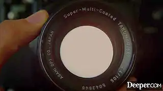 У мужика хобби снимать тёлок на фотоаппарат, а потом ебать своих моделей