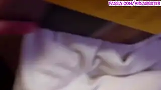 Ебет раком девушку с отличным телом после утомительного рабочего дня
