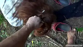 Лесник устраивает жесткий секс в лесу с двумя цыпочками связанными и голыми