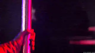 Публичный секс в клубе с горячими тёлочками