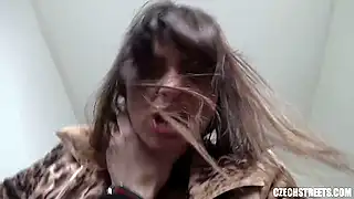 Чешское hd ебалово грязное по заброшкам со шлюхами и пикапером от первого лица