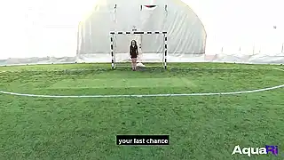 После занятий спортом обязательный секс! Молодая красавица прыгает на хую резво