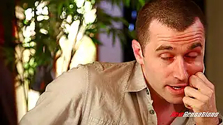 Джеймс Дин вылизал письку с интимной стрижкой перед еблей