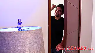 За хорошие оценки мамаша ебется с сыном ежедневно